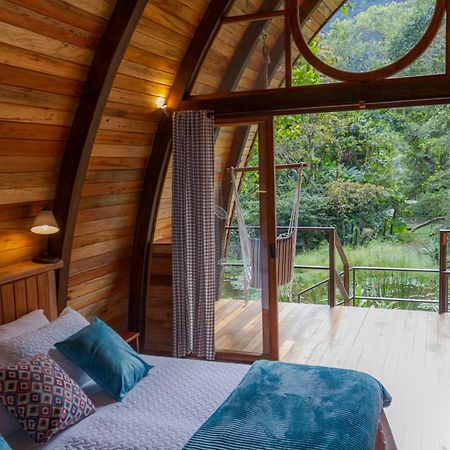 Sacha Urco Lodge Y Bosque Protector Mindo Exterior foto